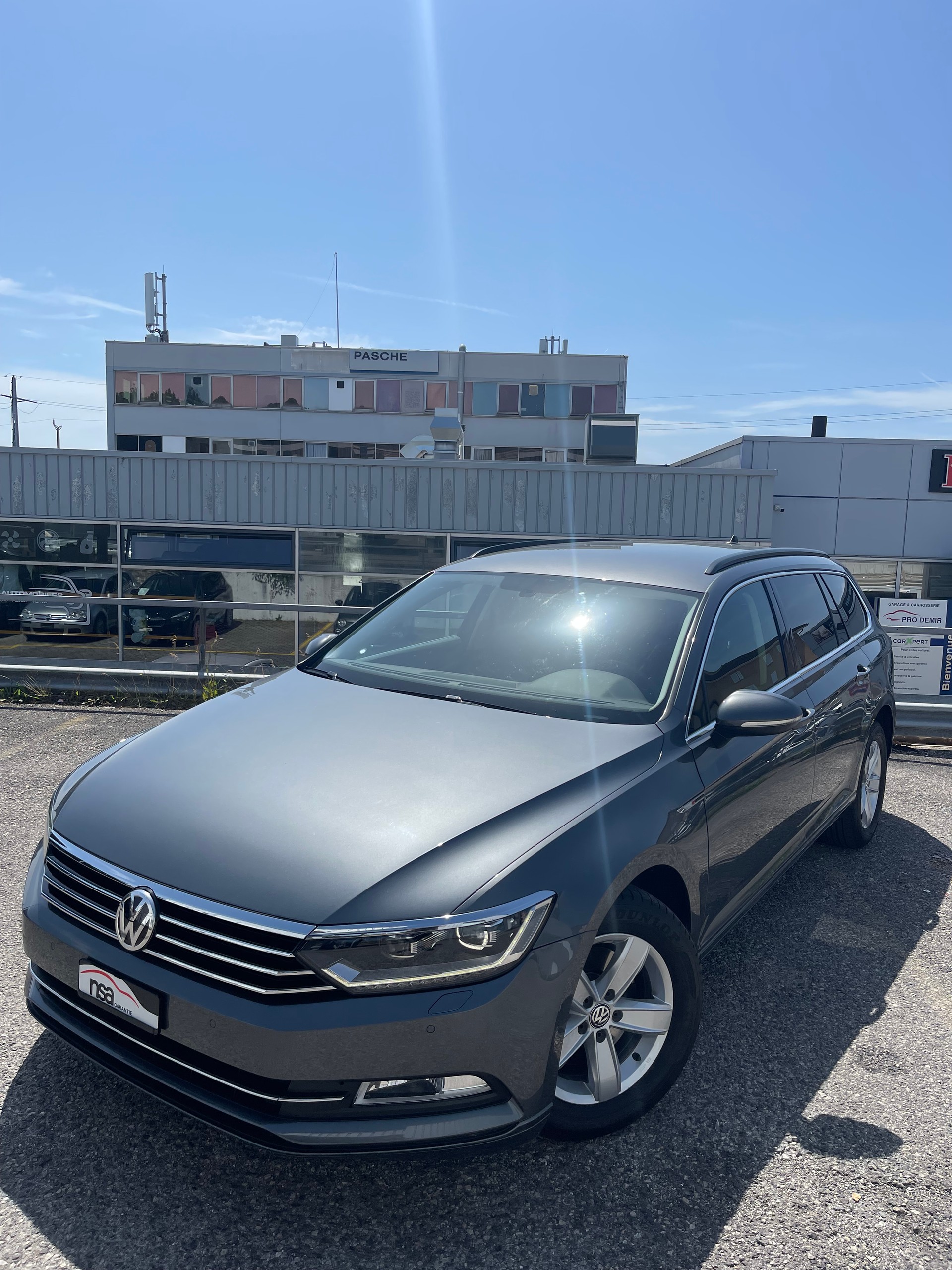 VW Passat Variant 2.0 TDI BMT Comfortline DSG 4Motion-image-3