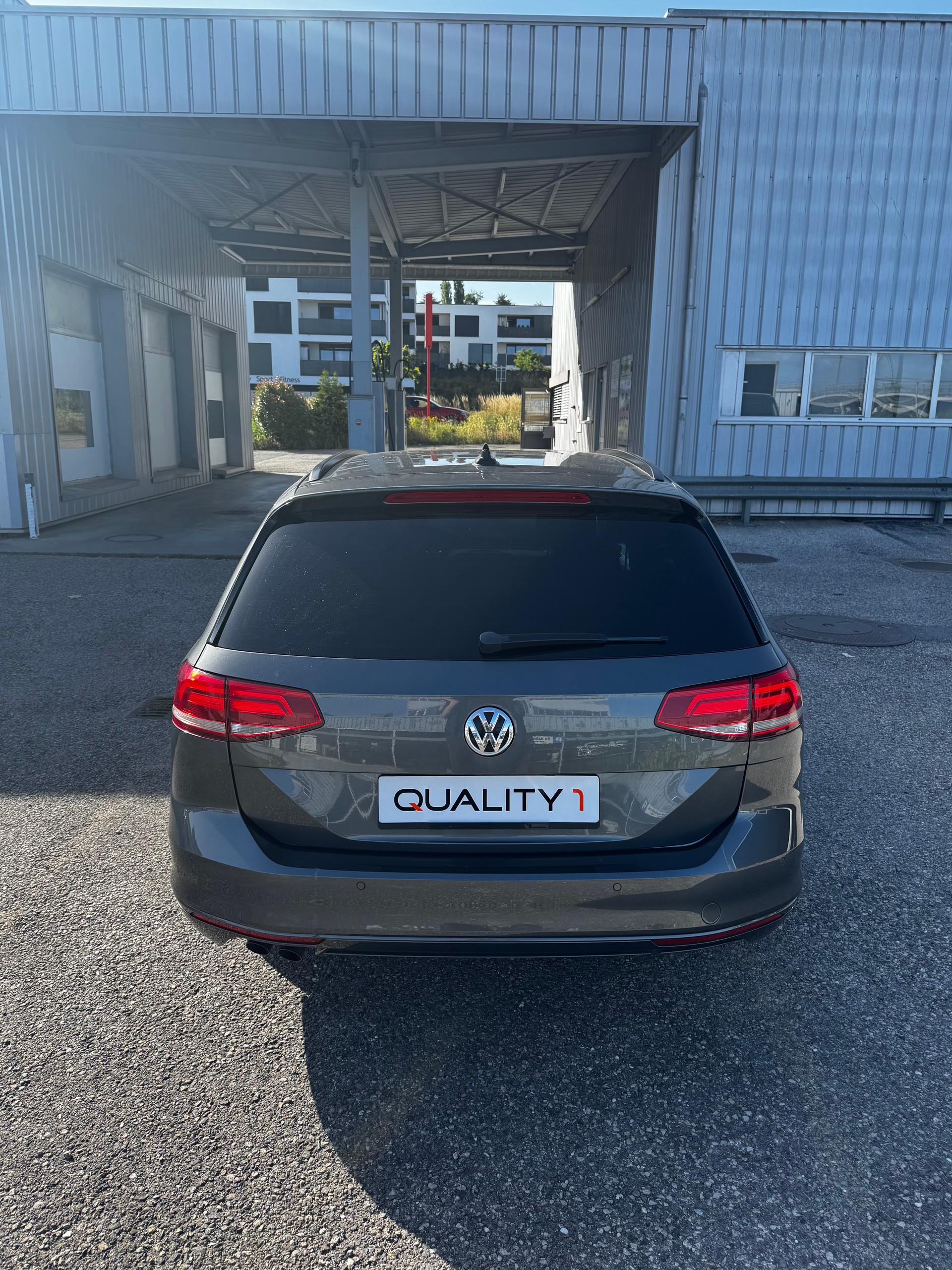 VW Passat Variant 2.0 TDI BMT Comfortline DSG 4Motion-image-5