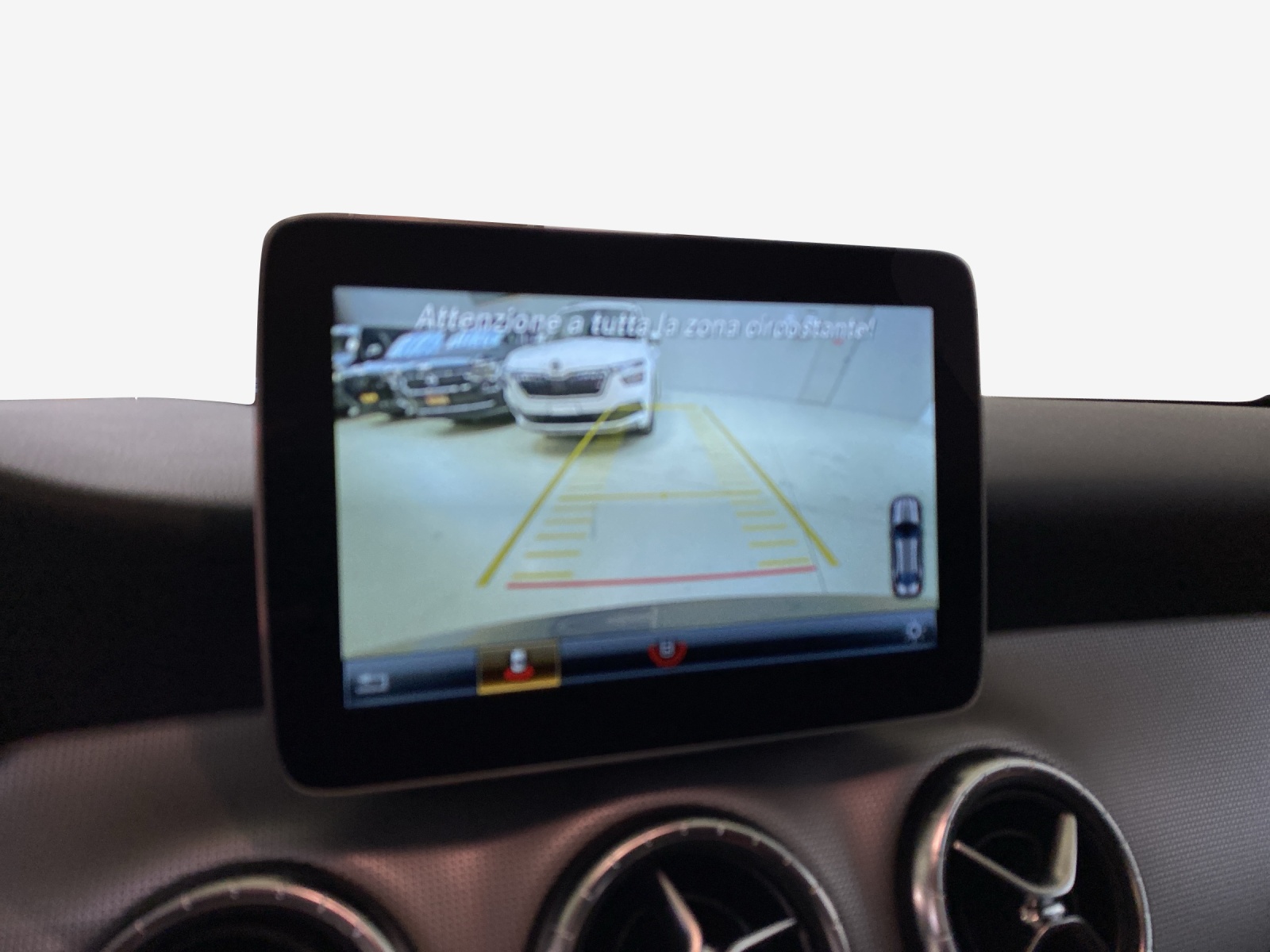 MERCEDES-BENZ CLA 200 Night Star 7G-DCT-image-13