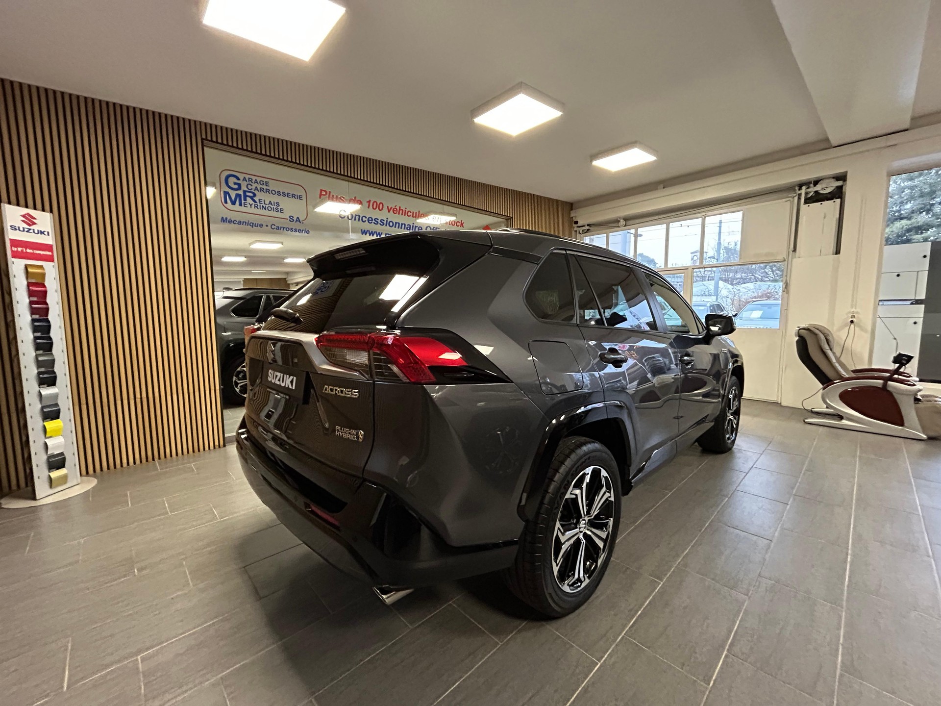SUZUKI Across 2.5 PHEV Compact Top 4x4-image-7