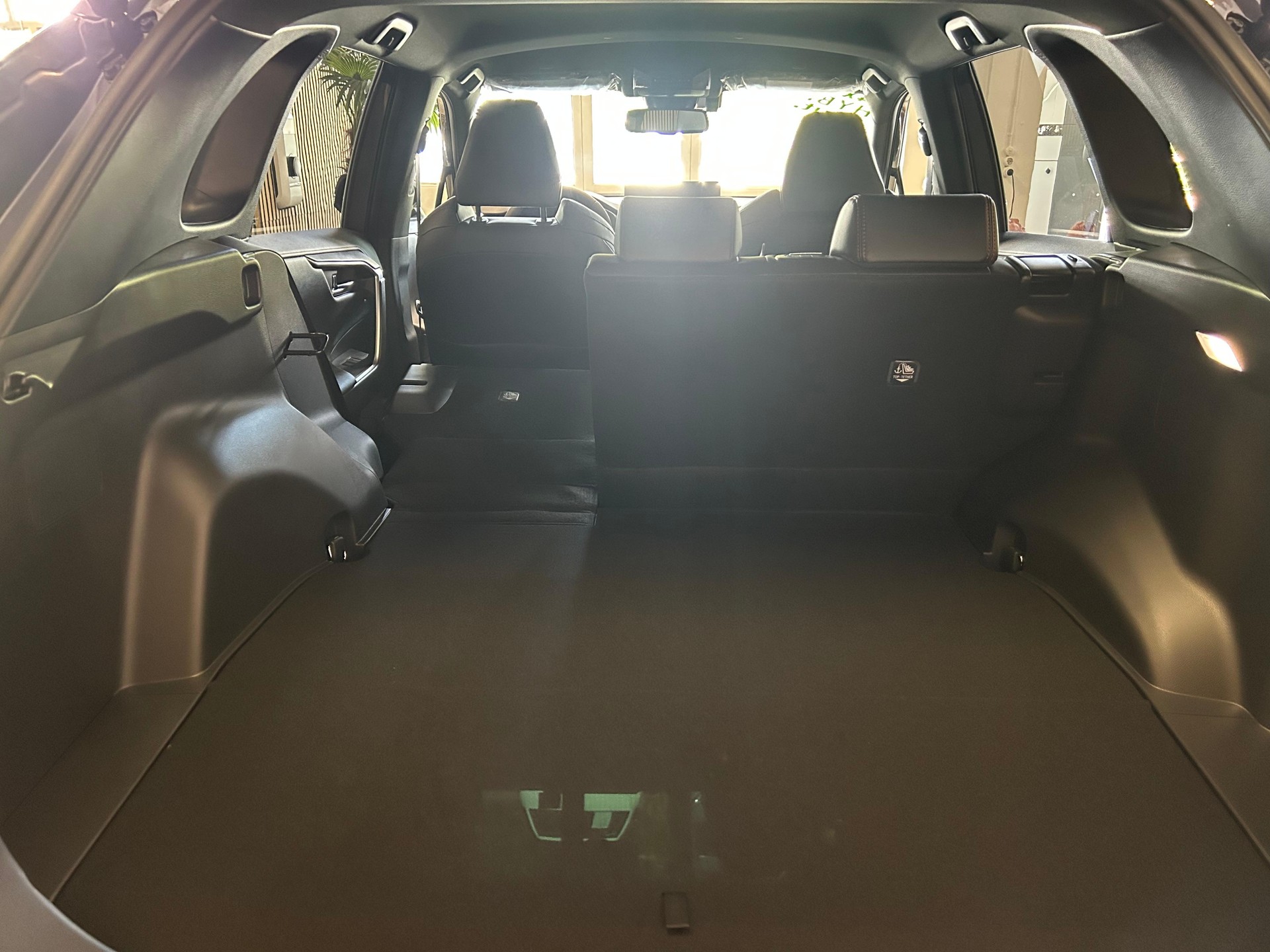 SUZUKI Across 2.5 PHEV Compact Top 4x4-image-19