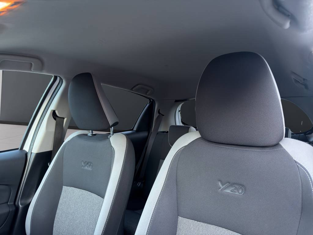 TOYOTA Yaris 1.5 VVT-i Hybrid Y20 e-CVT-image-9
