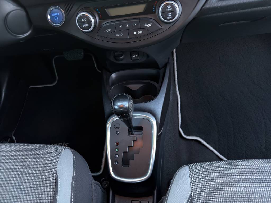 TOYOTA Yaris 1.5 VVT-i Hybrid Y20 e-CVT-image-6