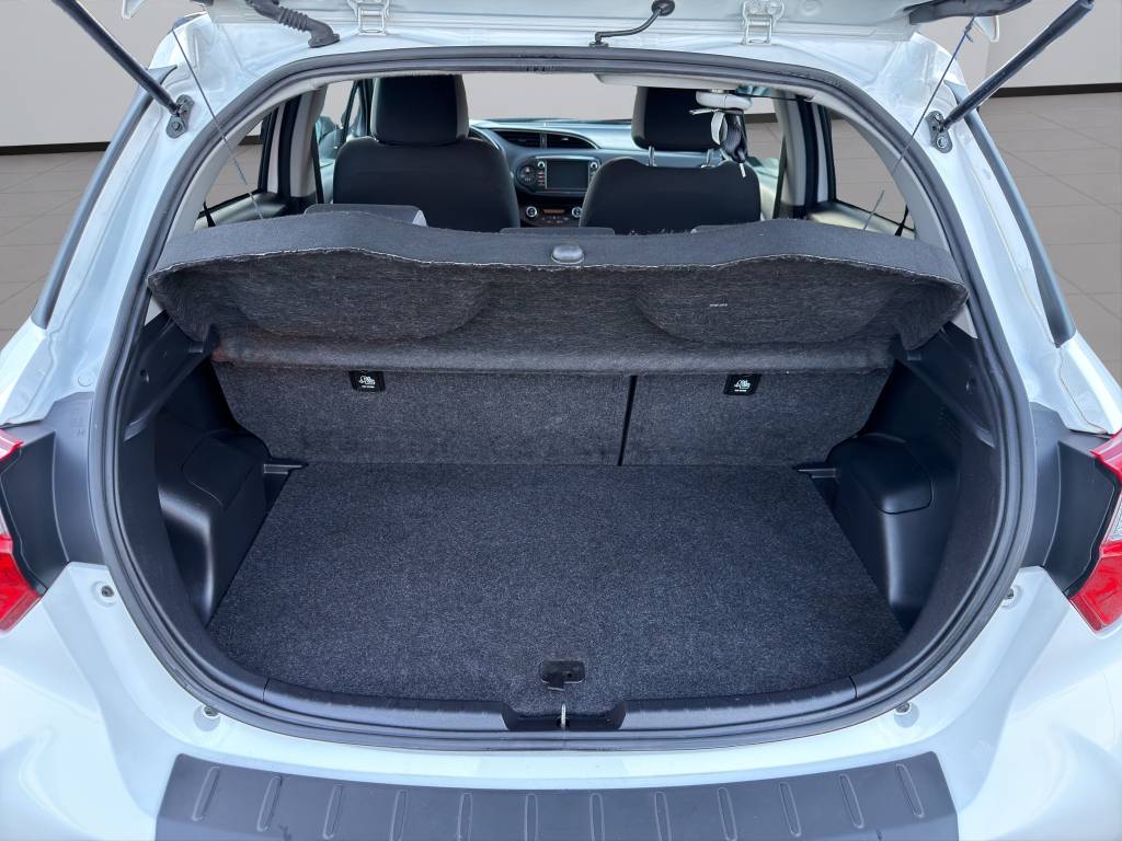 TOYOTA Yaris 1.5 VVT-i Hybrid Y20 e-CVT-image-11