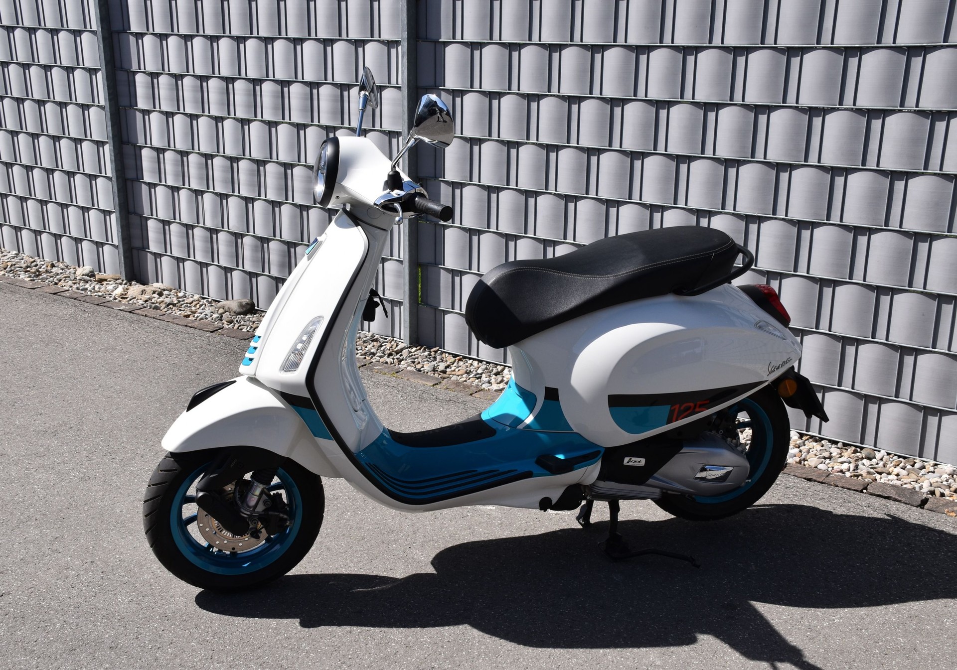 PIAGGIO Vespa 125 Primavera-image-4