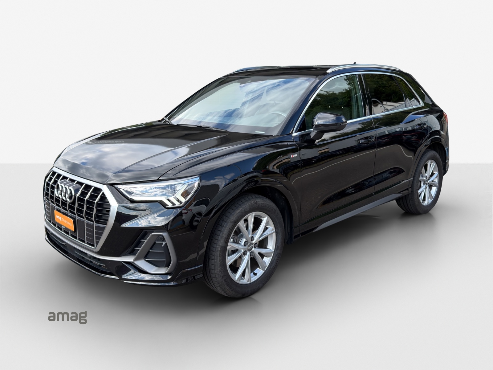 AUDI Q3 35 TFSI S line-image-0