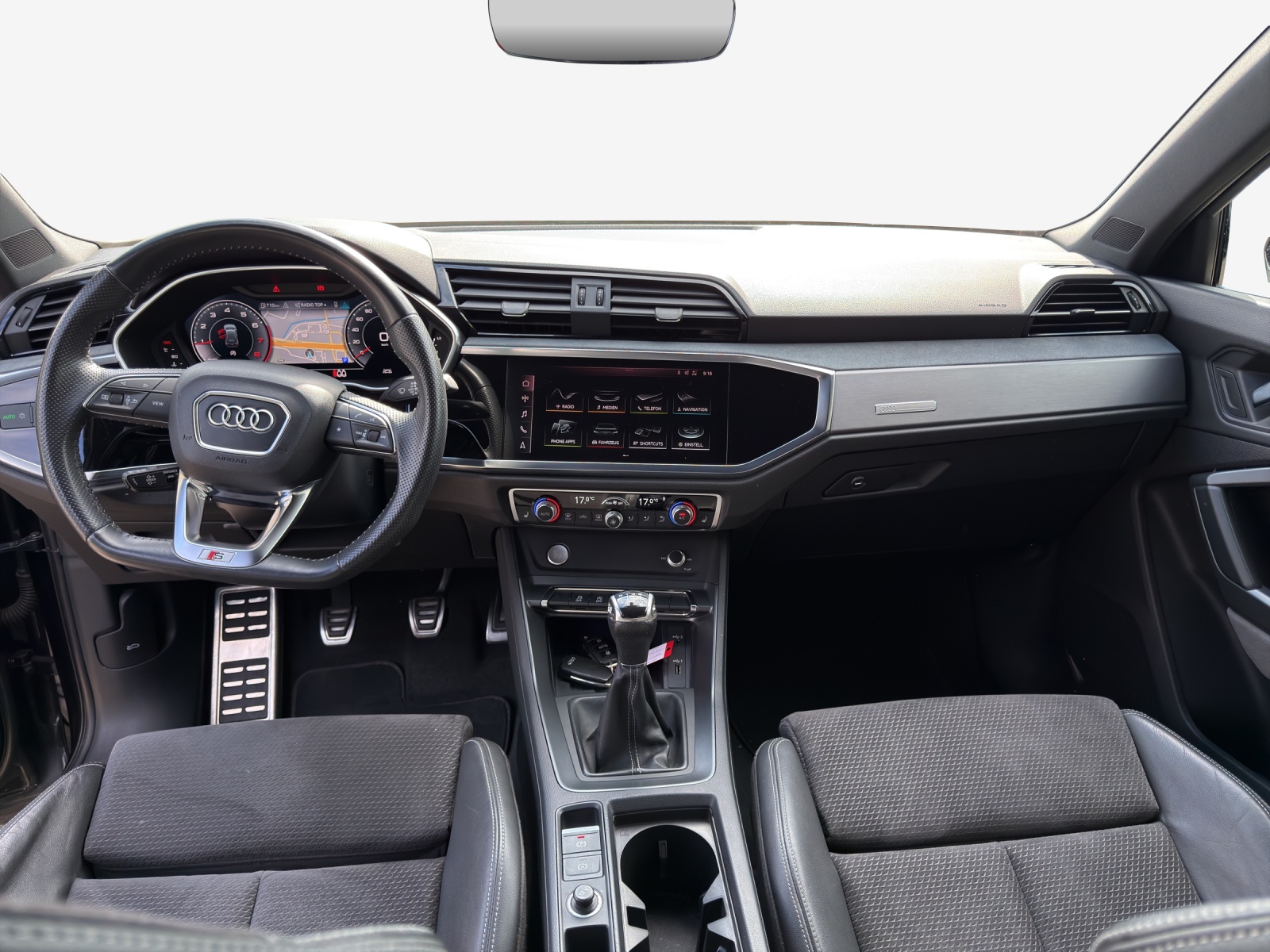 AUDI Q3 35 TFSI S line-image-8