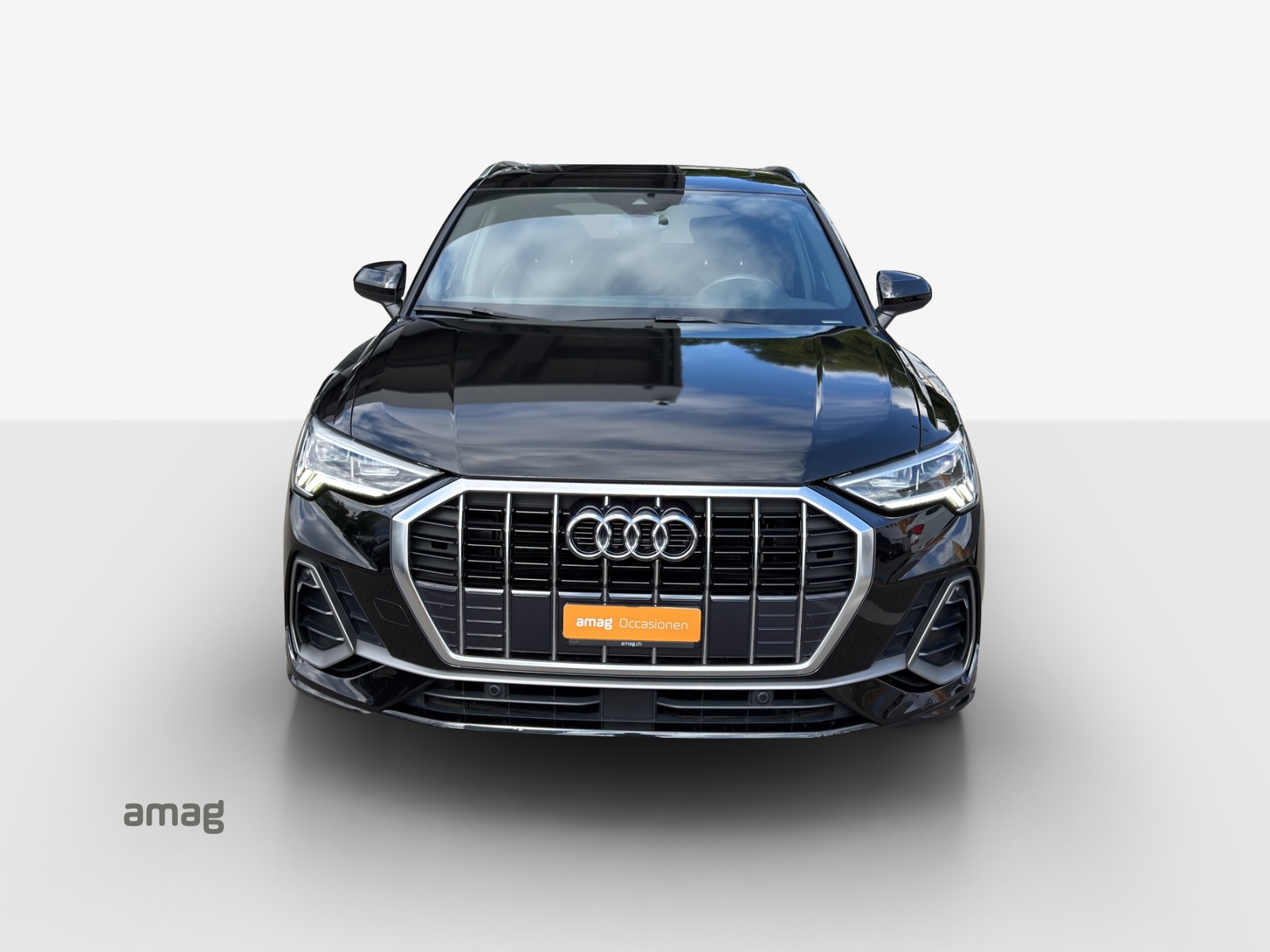 AUDI Q3 35 TFSI S line-image-6