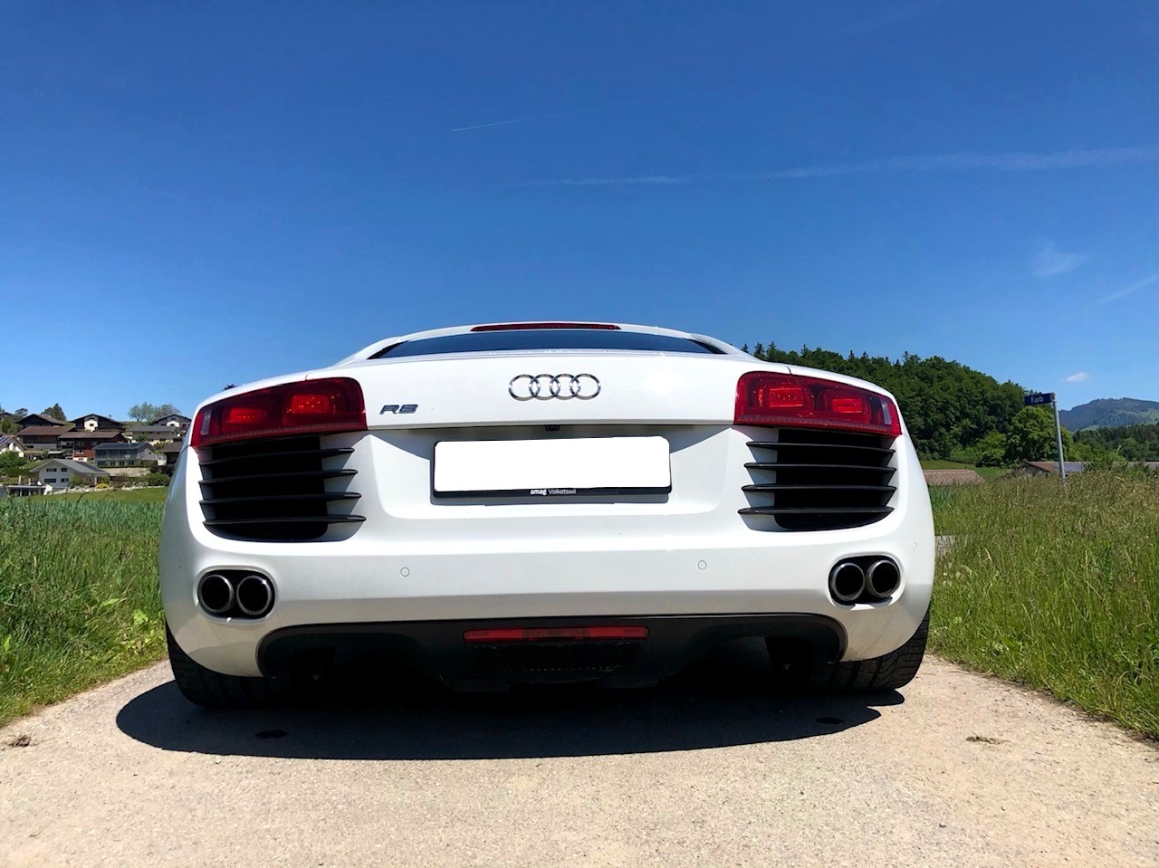 AUDI 4.2 FSI V8 quattro R-Tronic-image-3
