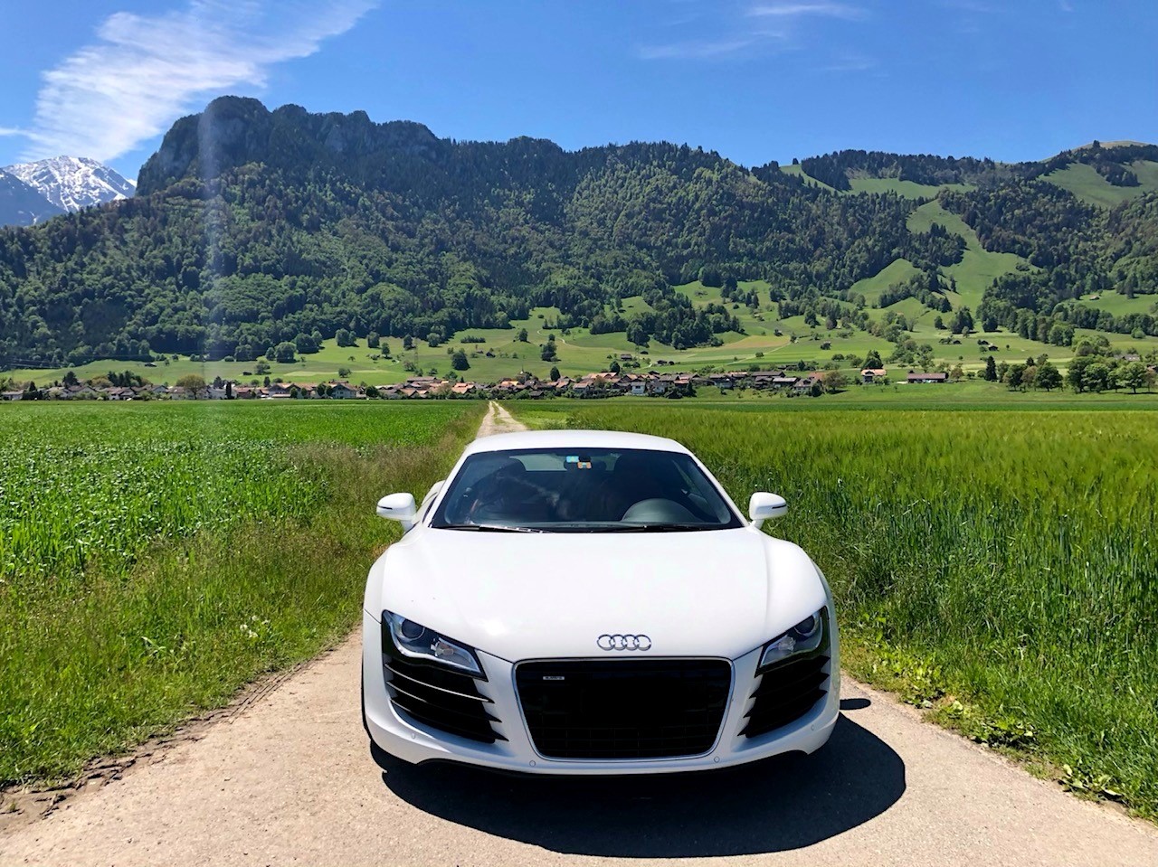 AUDI 4.2 FSI V8 quattro R-Tronic-image-2