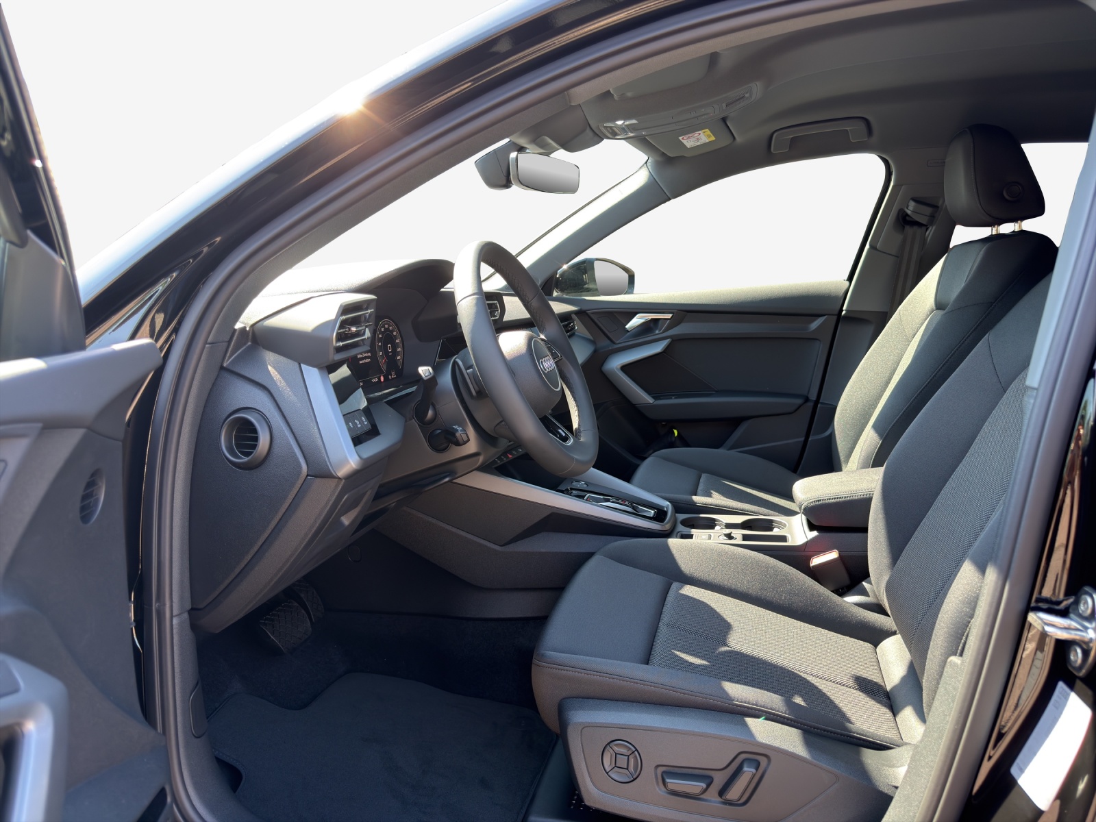 AUDI A3 Sportback TFSI 110 kW Attraction S tronic-image-7