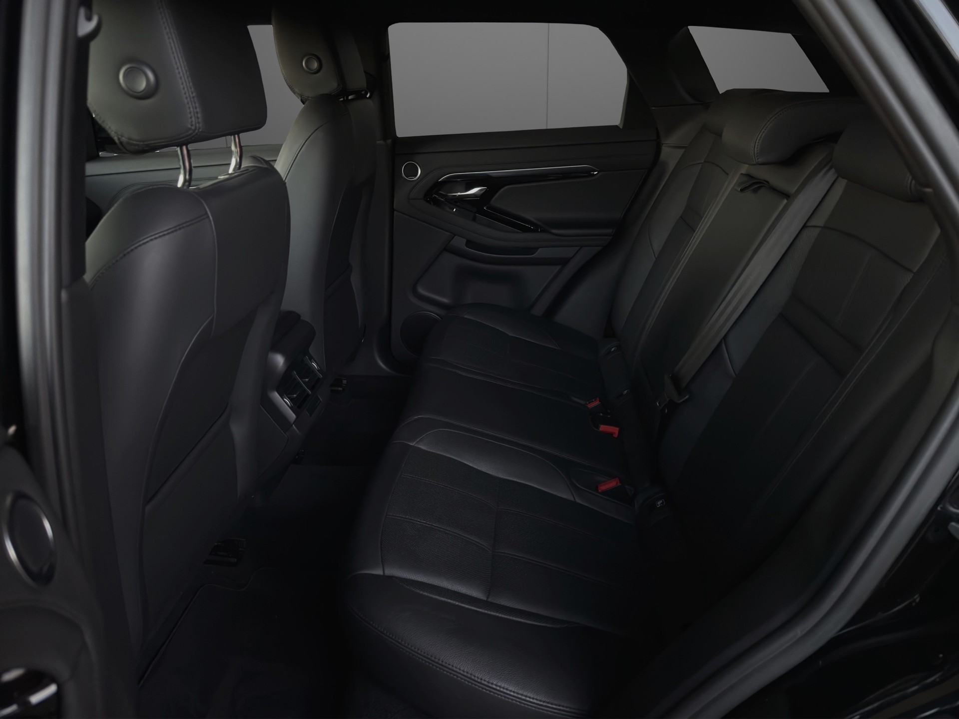 LAND ROVER Range Rover Evoque R-Dynamic P 200 SE AT9 Black-image-6
