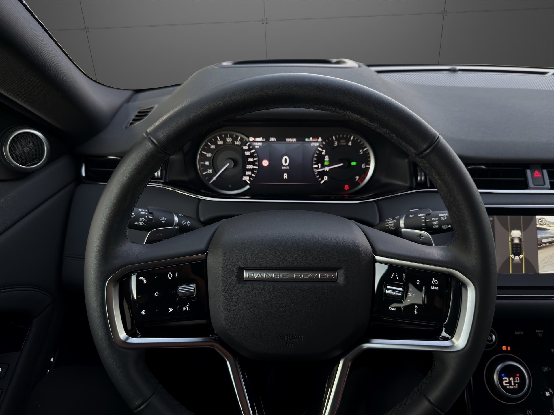 LAND ROVER Range Rover Evoque R-Dynamic P 200 SE AT9 Black-image-11
