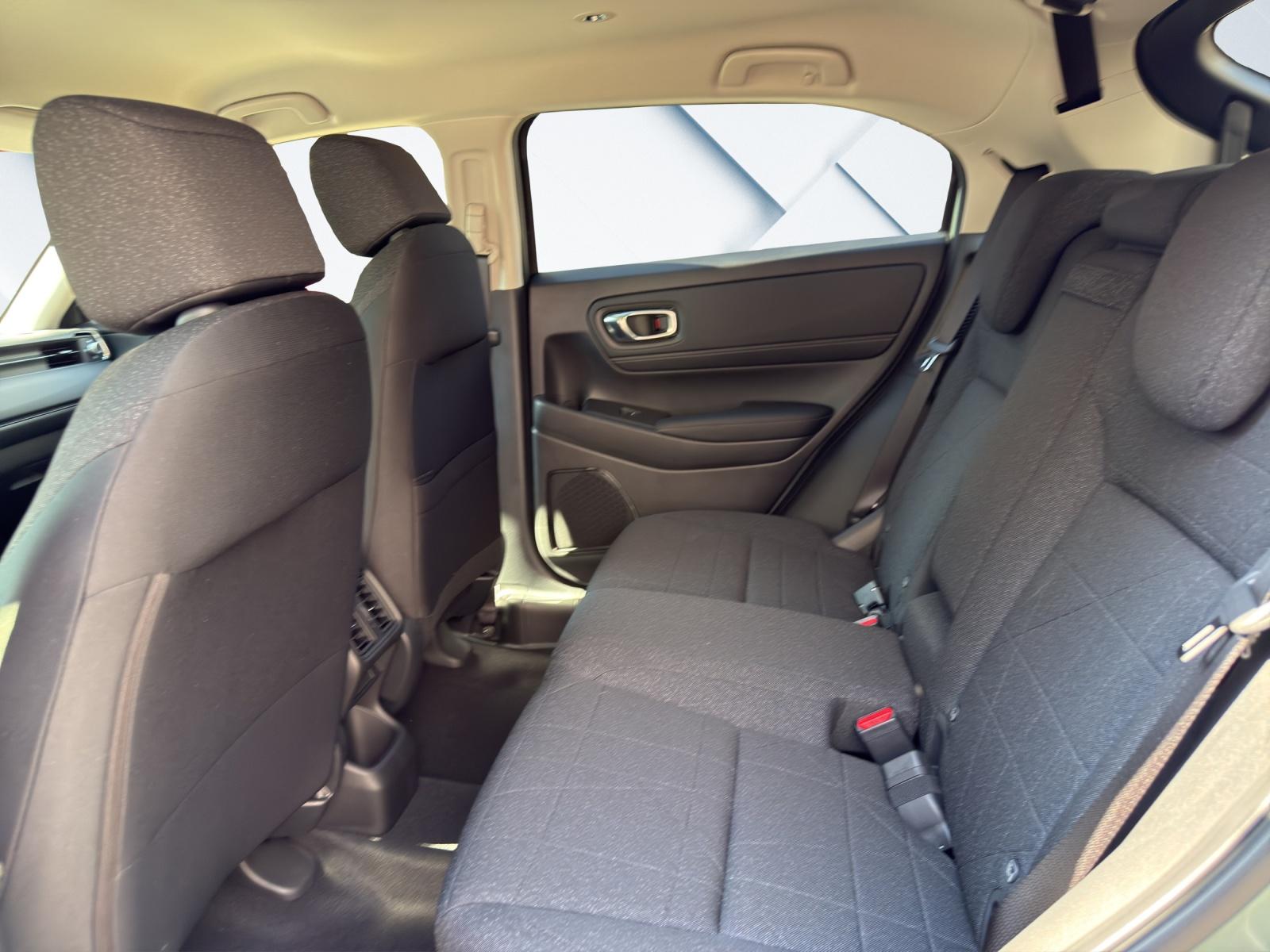 HONDA HR-V 1.5 i-MMD Elegance, Leasing Aktion 1.9 %, Bis zu 8 Jahre oder 160'000 km Garantie-image-9