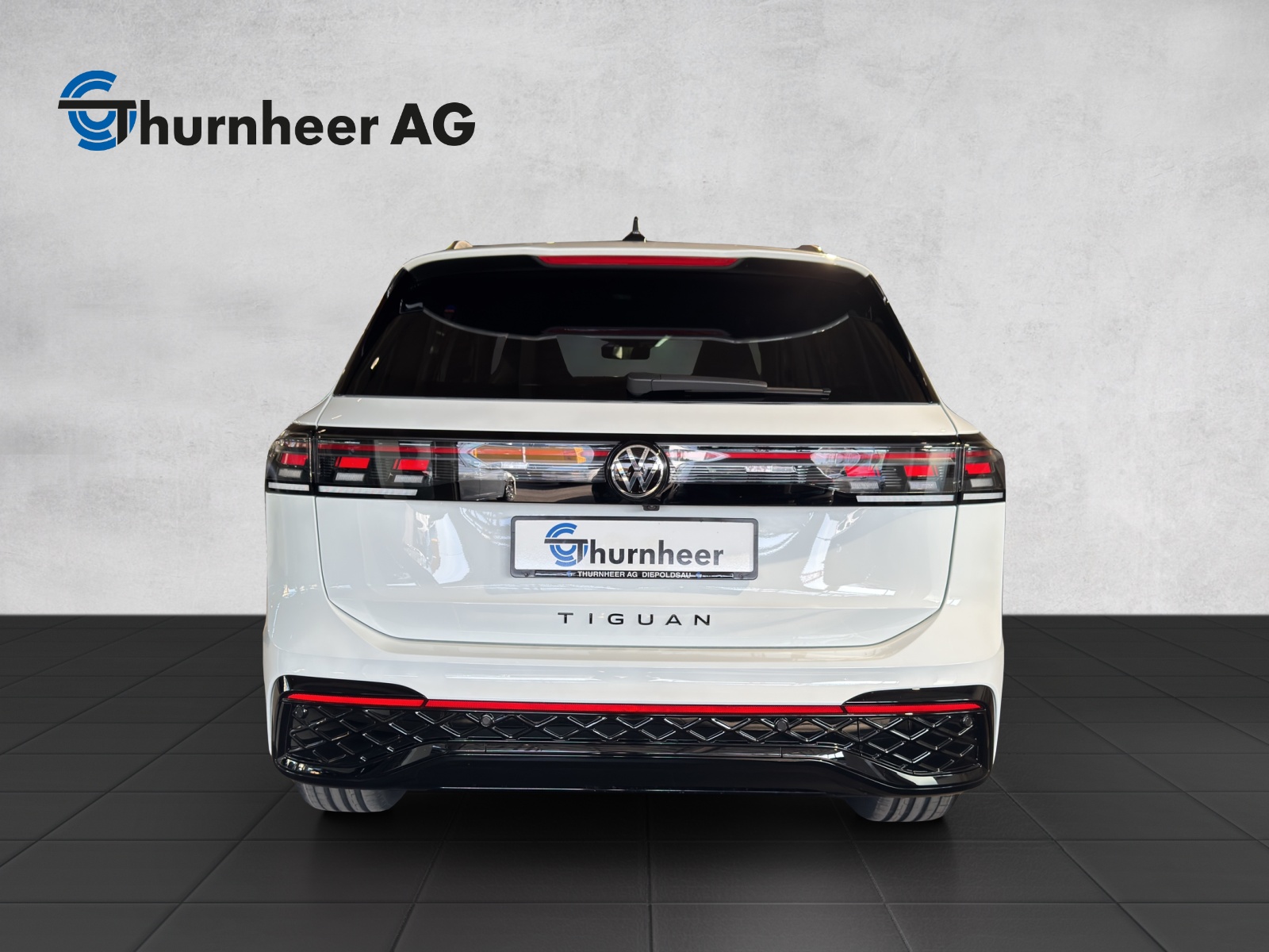VW Tiguan 2.0 TSI United DSG 4Motion-image-4