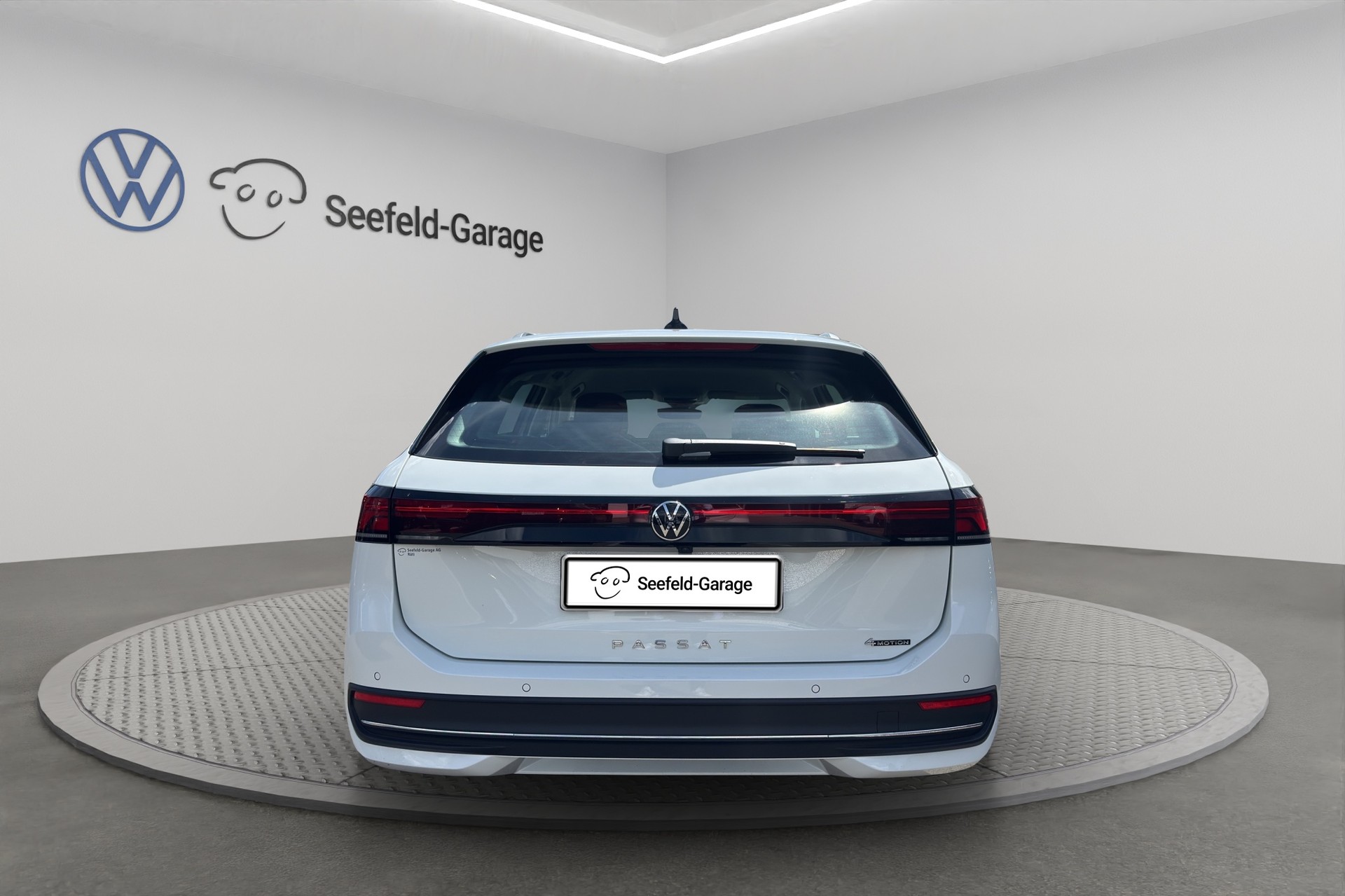 VW Passat Variant 2.0 TDI evo Business 4 Motion DSG-image-4