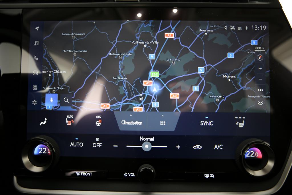 LEXUS RZ 450e Comfort-image-5