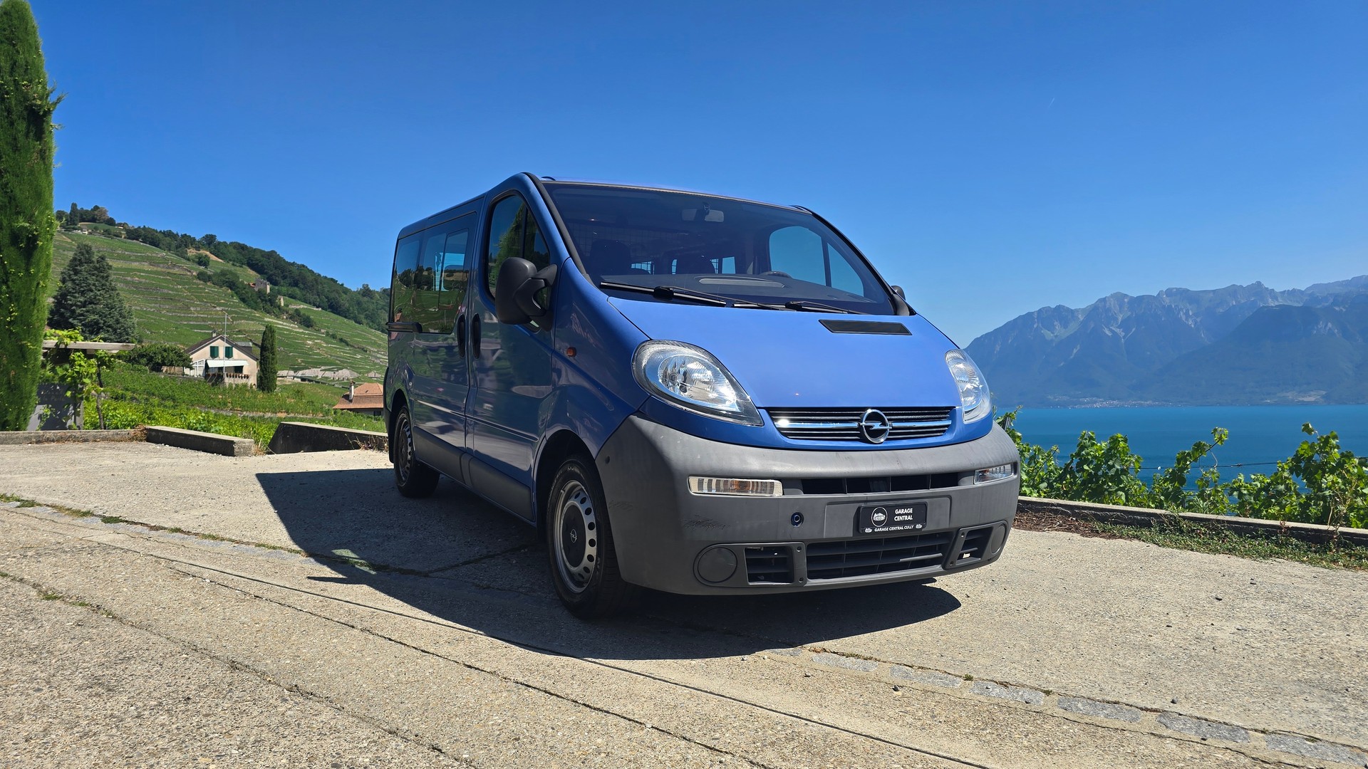 OPEL Vivaro 2.5 CDTI 2.7t-image-0