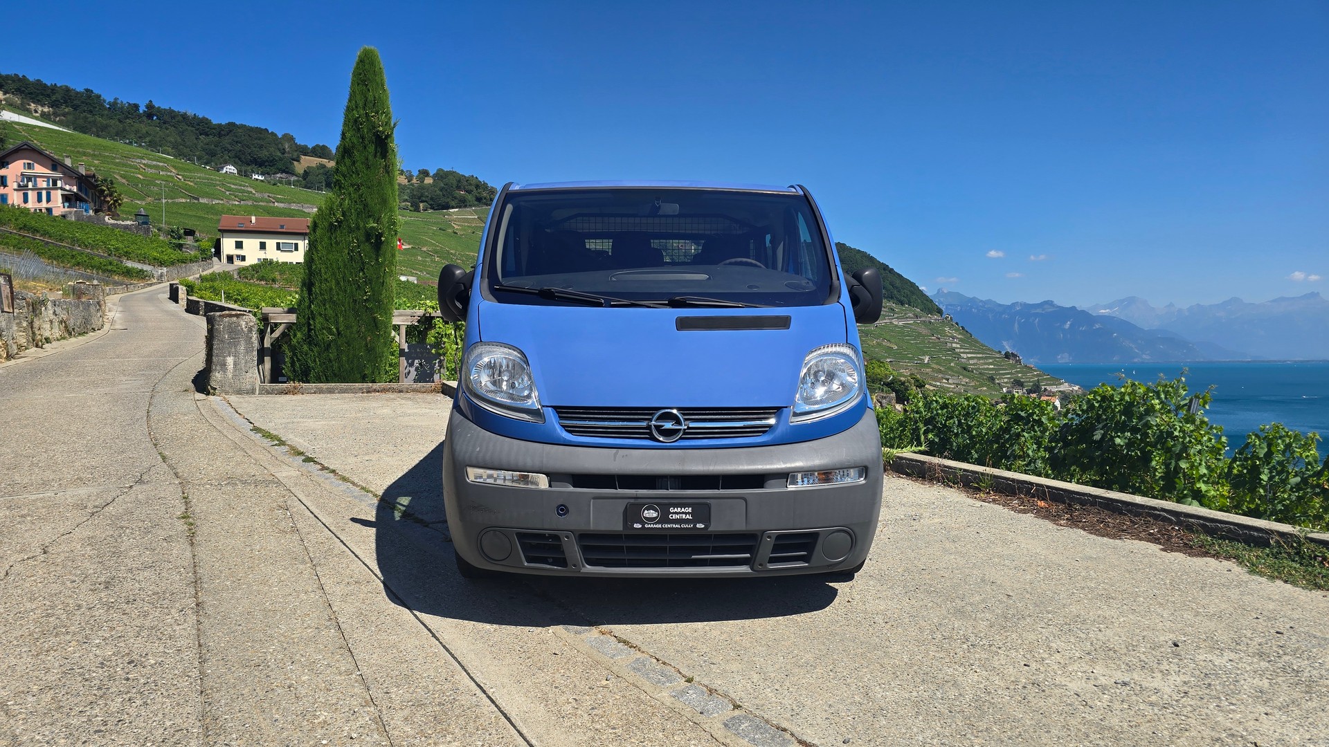 OPEL Vivaro 2.5 CDTI 2.7t-image-1