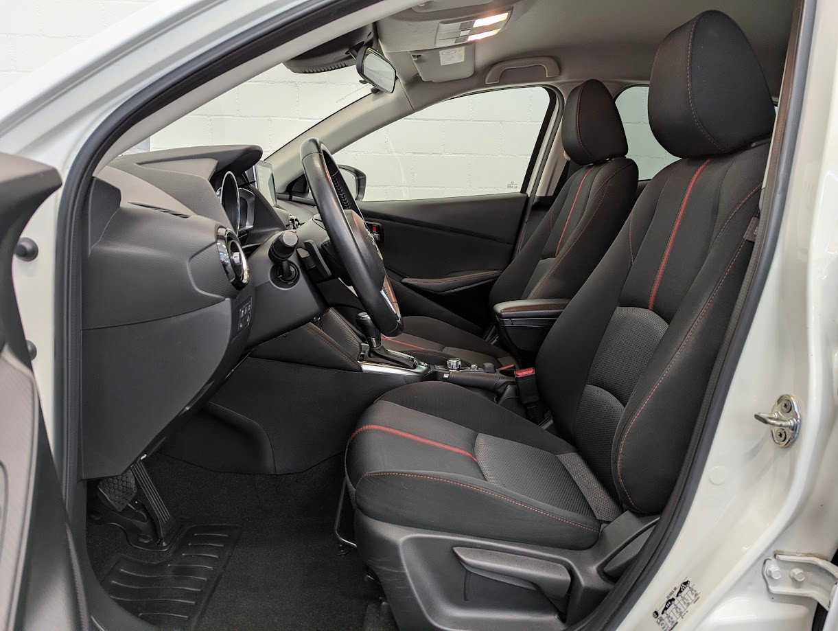 MAZDA 2 1.5i 16V 90PS Revolution Automat*FRISCH AB MFK+SERVICE+12MT GAR NAVI LED KLIMA SITZHEIZUNG ASSISTS-image-3