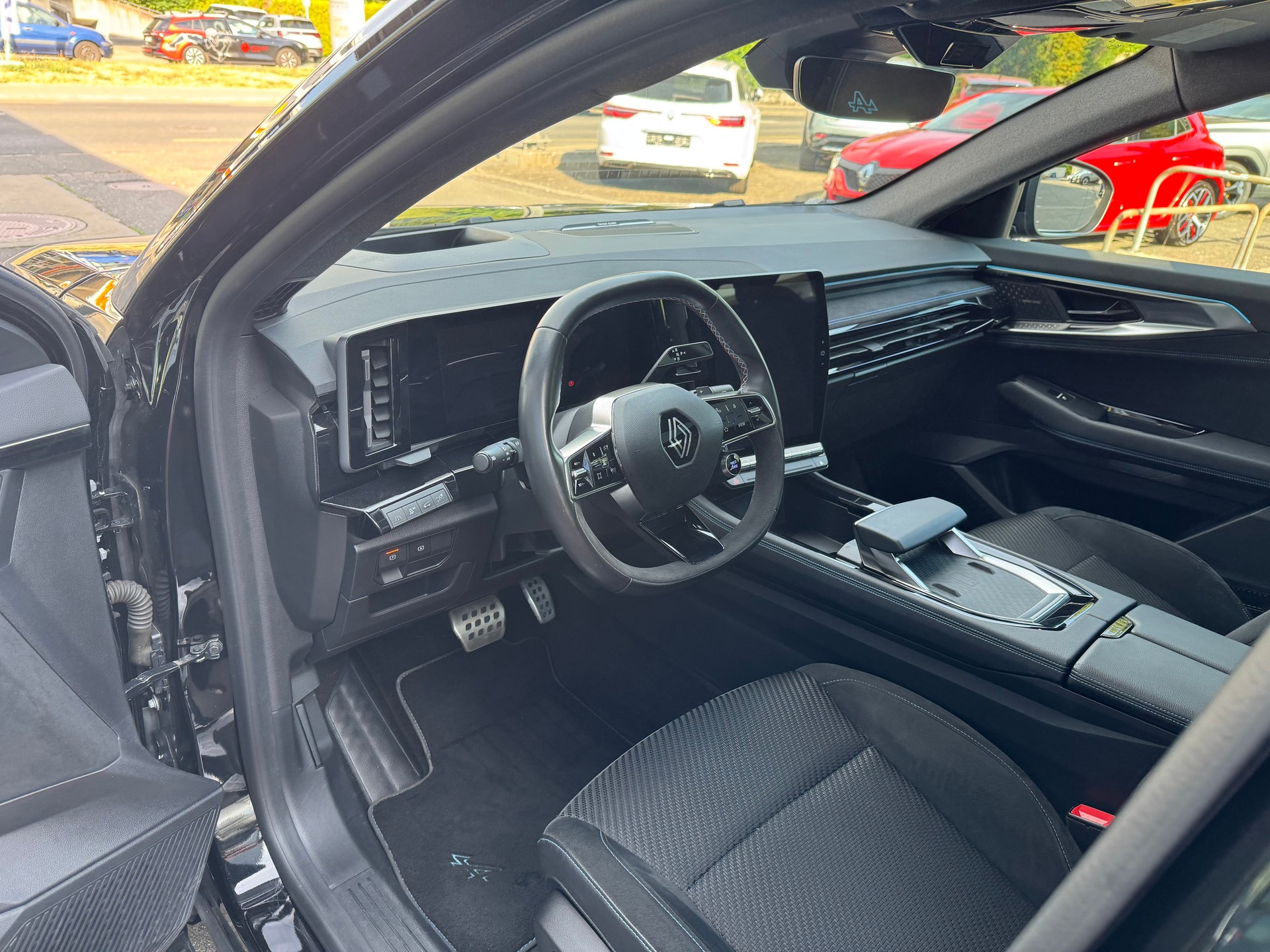 RENAULT Espace 1.2 E-Tech 200 Esprit Alpine-image-12