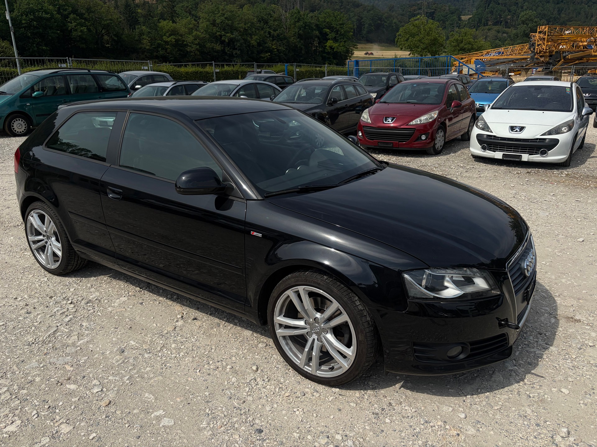 AUDI A3 2.0 TFSI Attraction-image-9