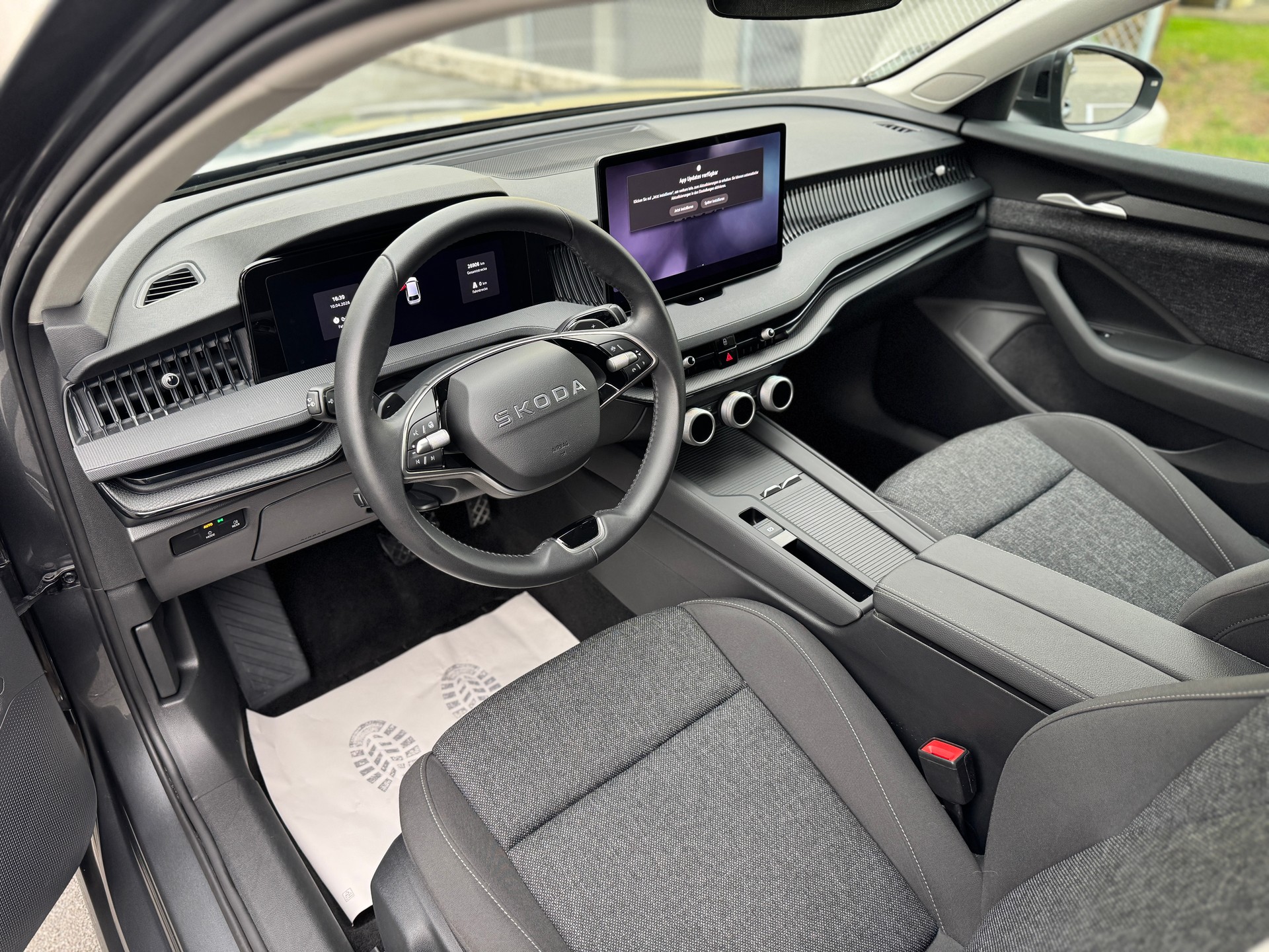 SKODA Superb Combi 1.5 TSI PHEV Selection DSG-image-8