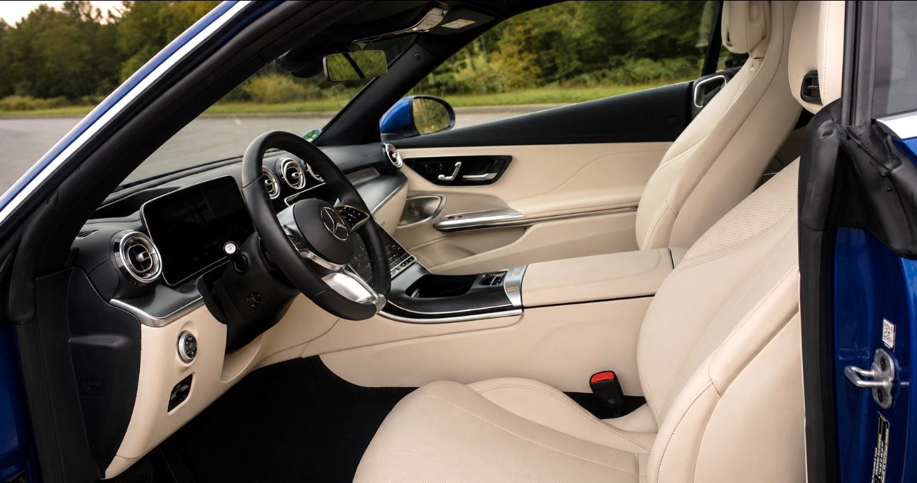 MERCEDES-BENZ AMG Line-image-3