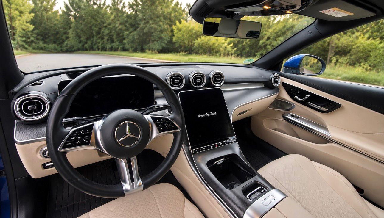 MERCEDES-BENZ AMG Line-image-1