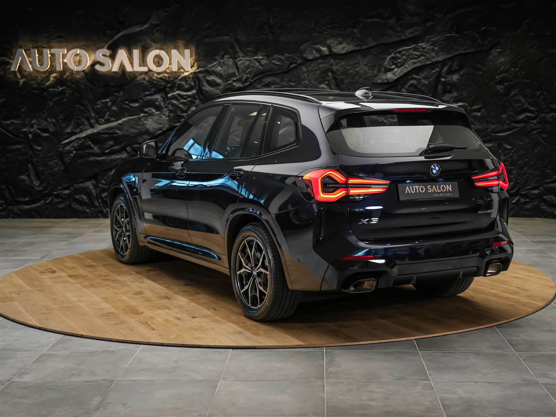BMW X3 xDrive 20i M Sport *Panorama*Sitzheizung*Leder Vernasca*-image-2