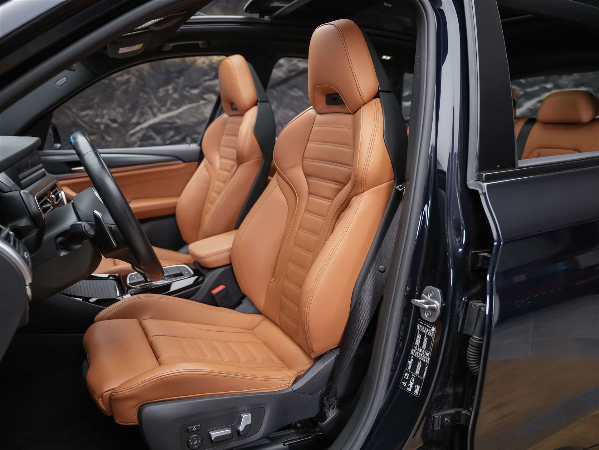 BMW X3 xDrive 20i M Sport *Panorama*Sitzheizung*Leder Vernasca*-image-7