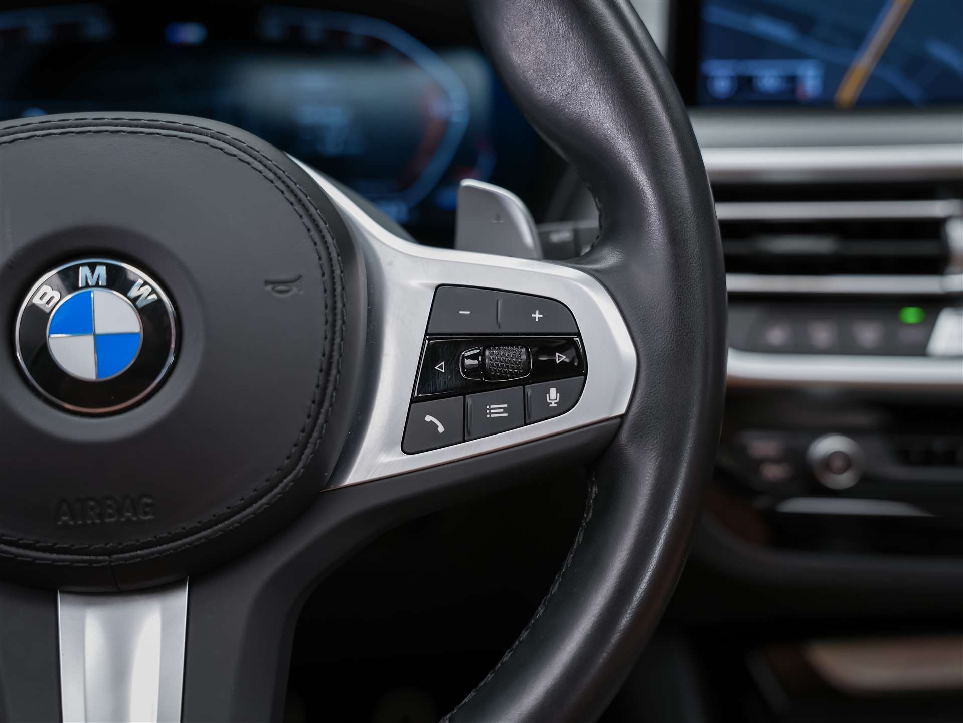 BMW X3 xDrive 20i M Sport *Panorama*Sitzheizung*Leder Vernasca*-image-31