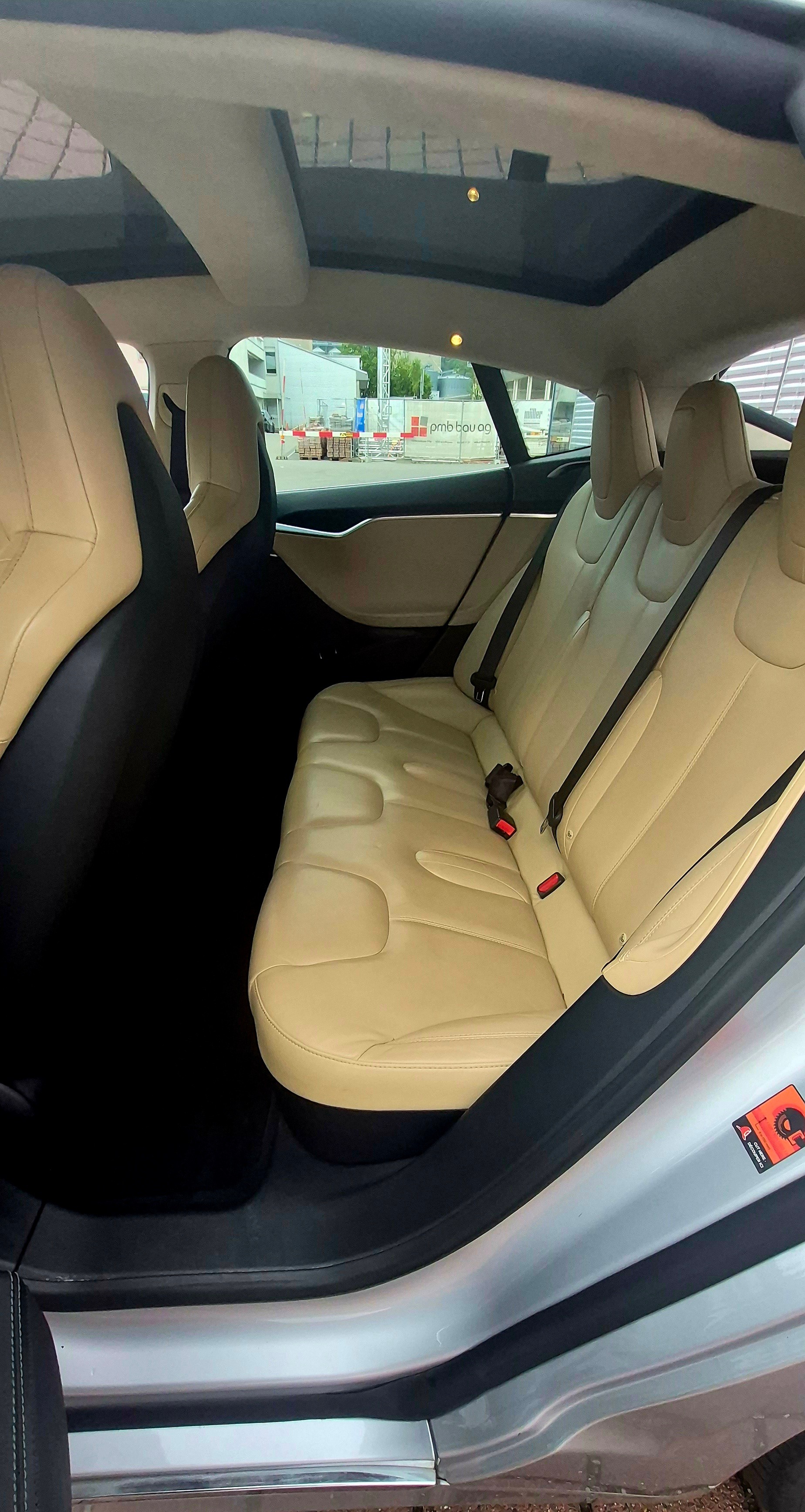 TESLA 90 D-image-5