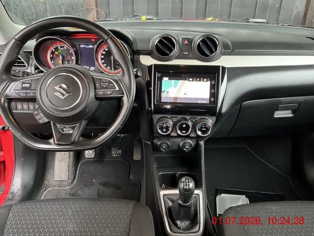 SUZUKI 1.2 Tradizio Top Hybrid 4x4-image-4