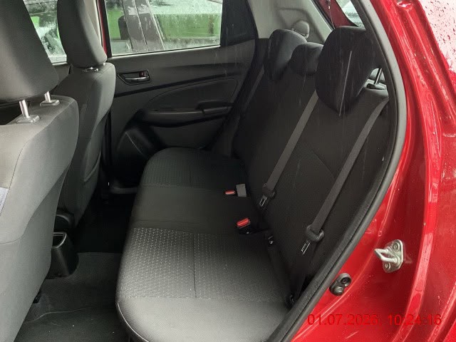 SUZUKI 1.2 Tradizio Top Hybrid 4x4-image-5