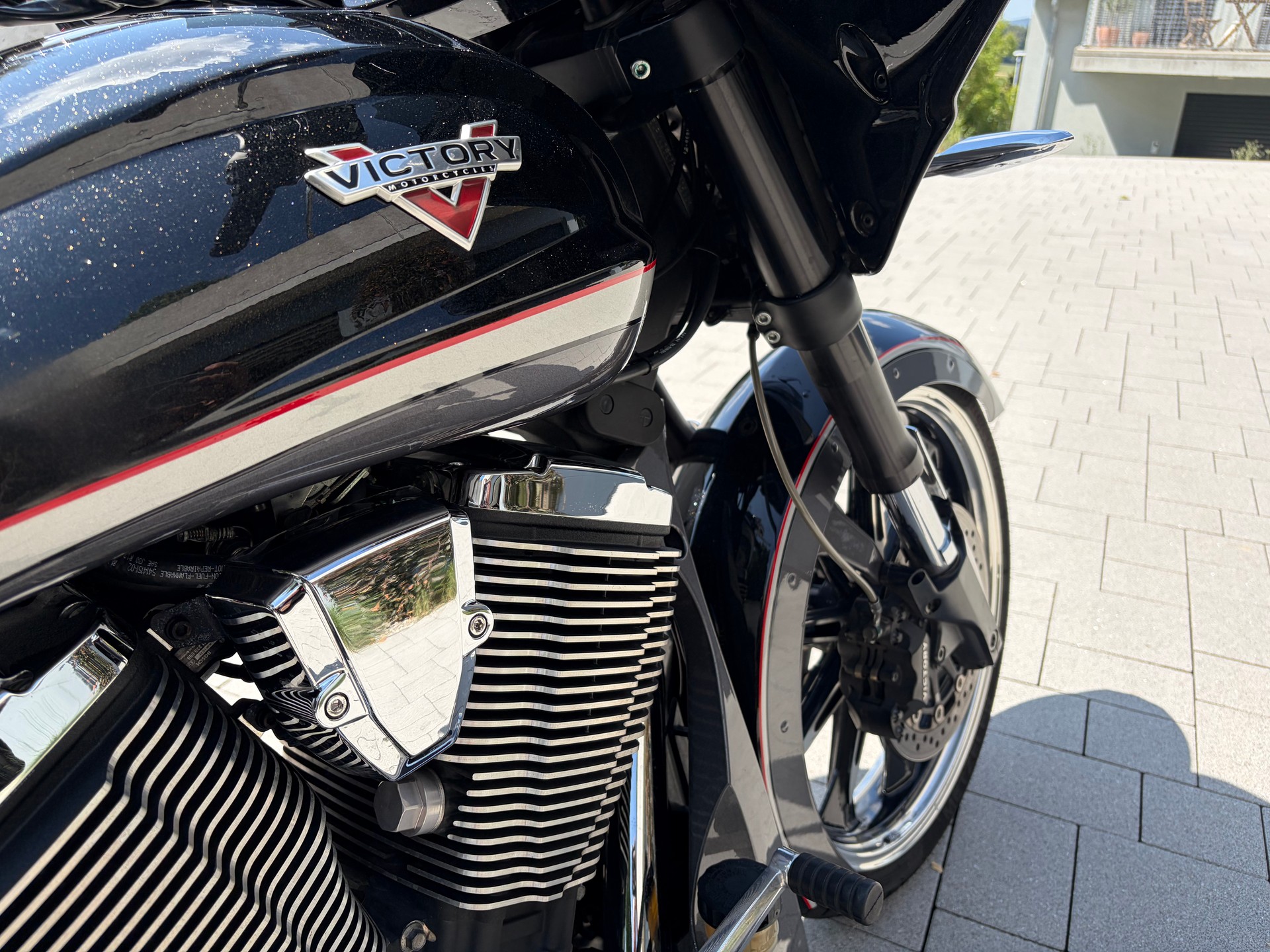 VICTORY Magnum-image-12