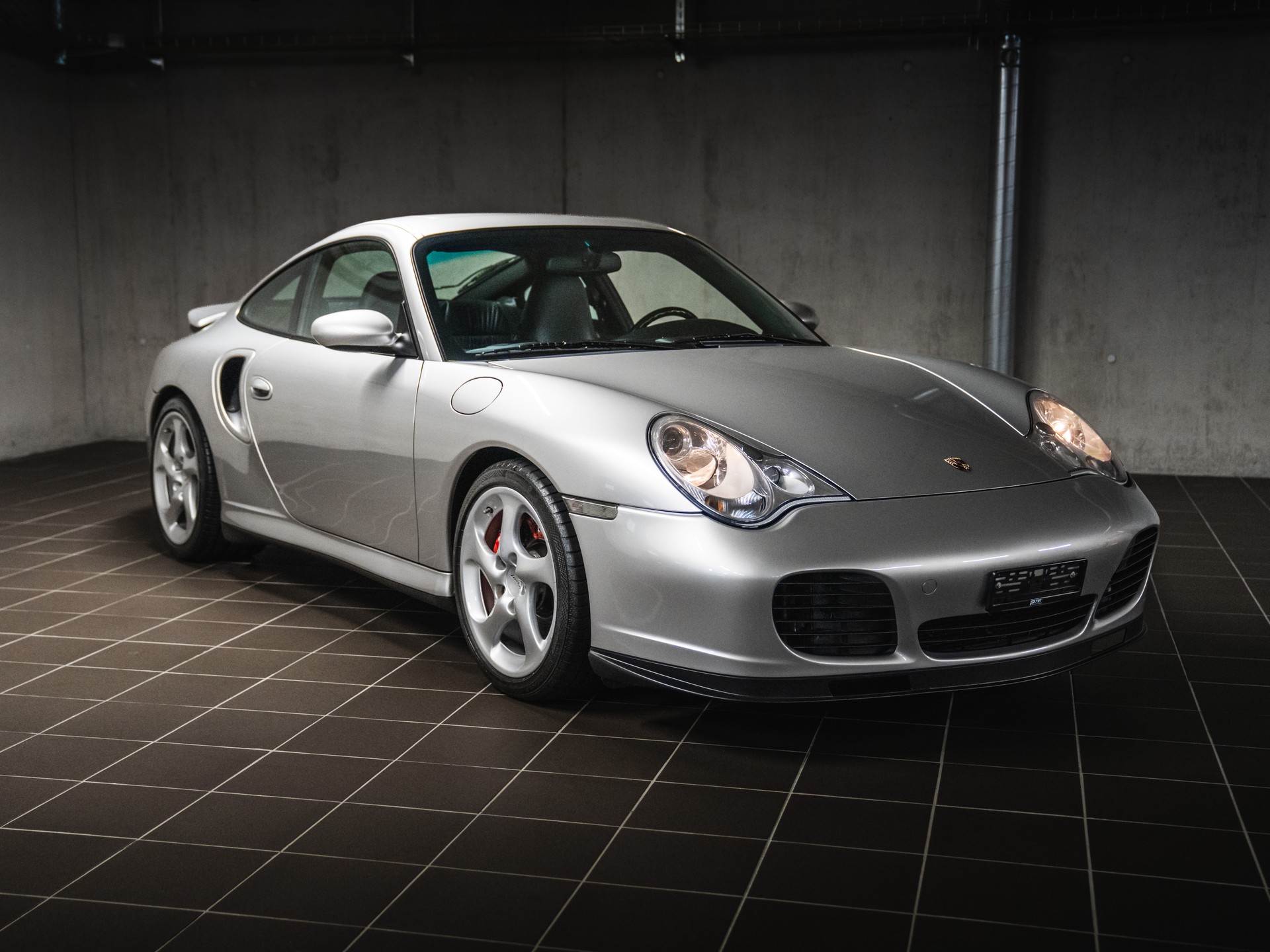PORSCHE 911 Turbo-image-0
