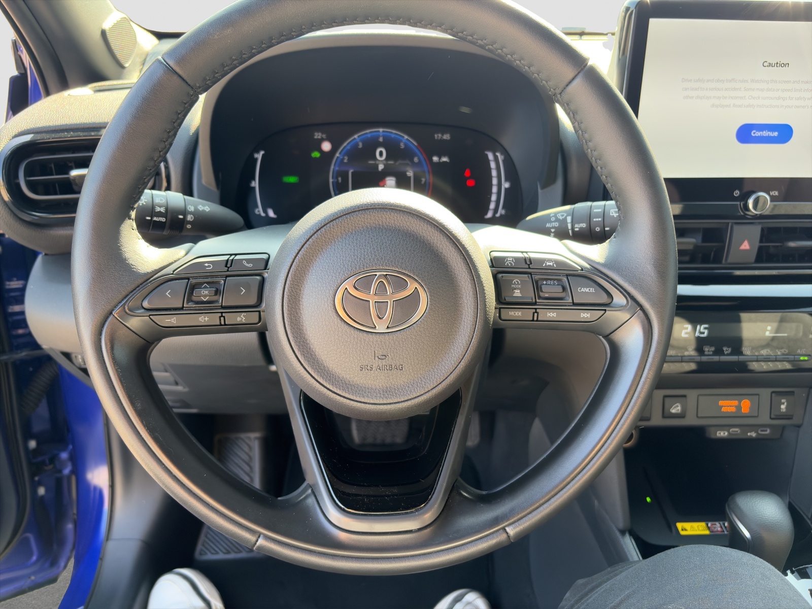 TOYOTA Yaris Cross 1.5 VVT-i HSD Trend AWD-i-image-13