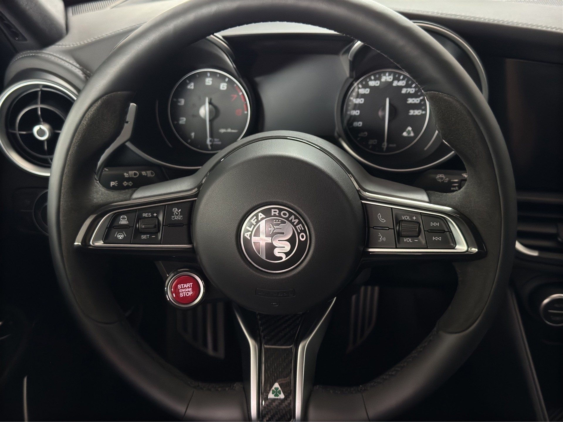 ALFA ROMEO Giulia 2.9 V6 Quadrifoglio "Pack ADAS Plus"-image-15