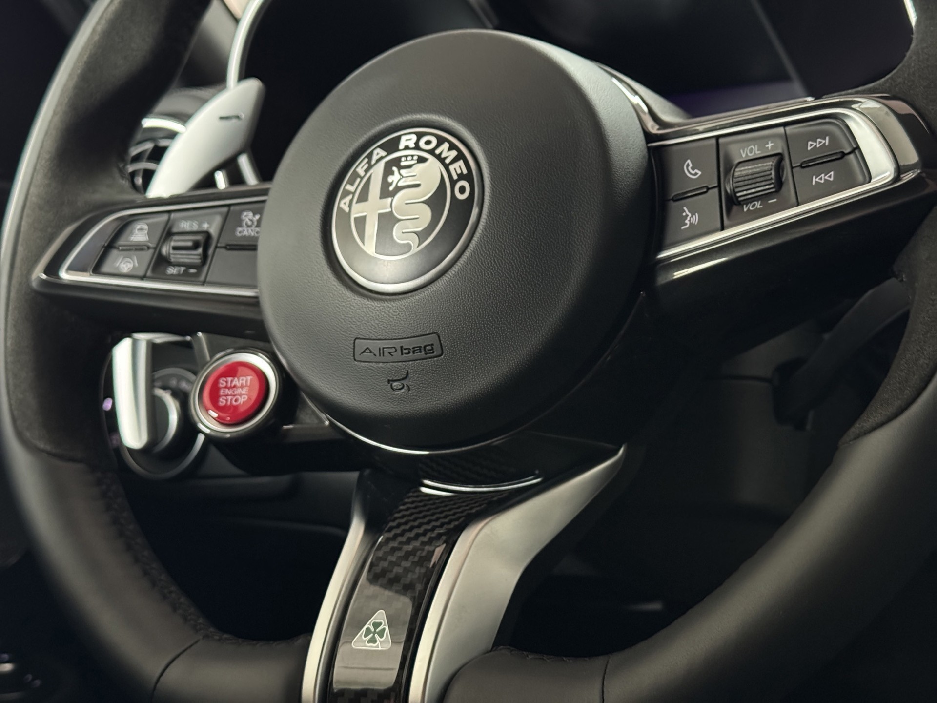 ALFA ROMEO Giulia 2.9 V6 Quadrifoglio "Pack ADAS Plus"-image-16