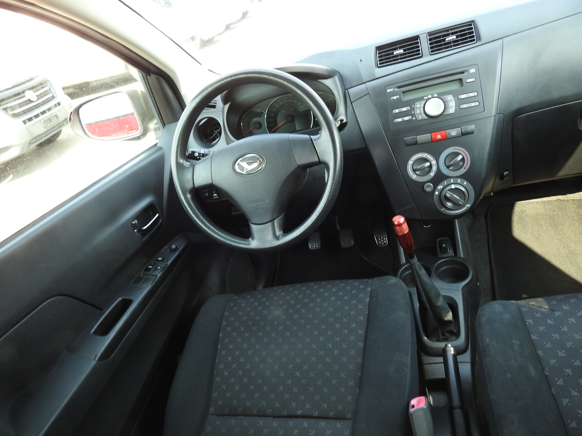 DAIHATSU Cuore 1.0 SX-image-17