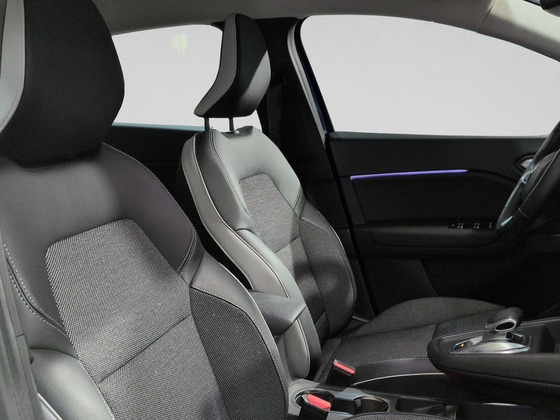 RENAULT Captur 1.6 E-Tech 145 Intens DHT-image-16