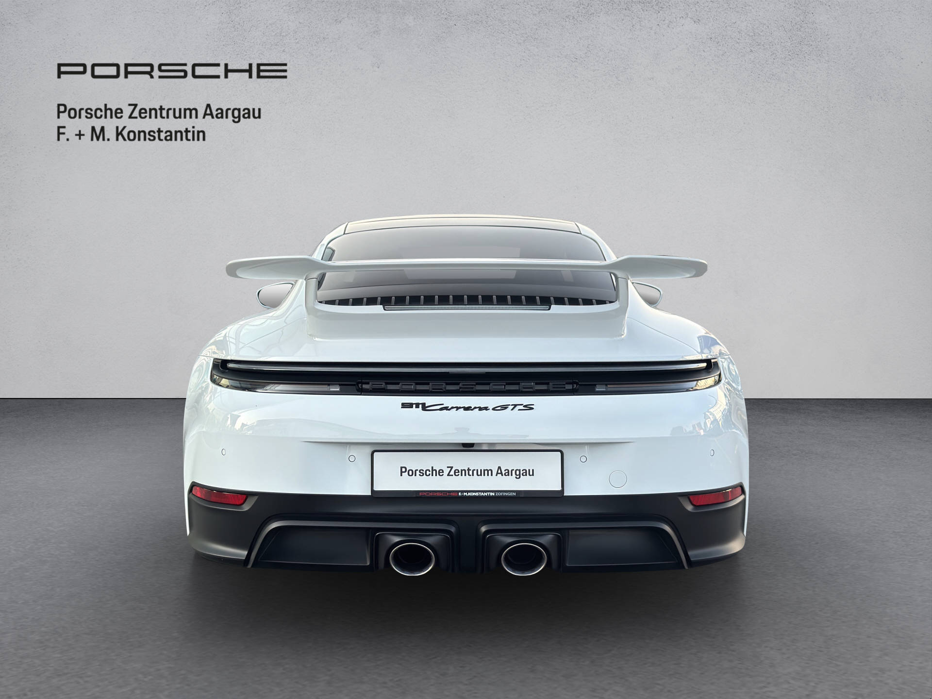 PORSCHE 911 Carrera GTS-image-4