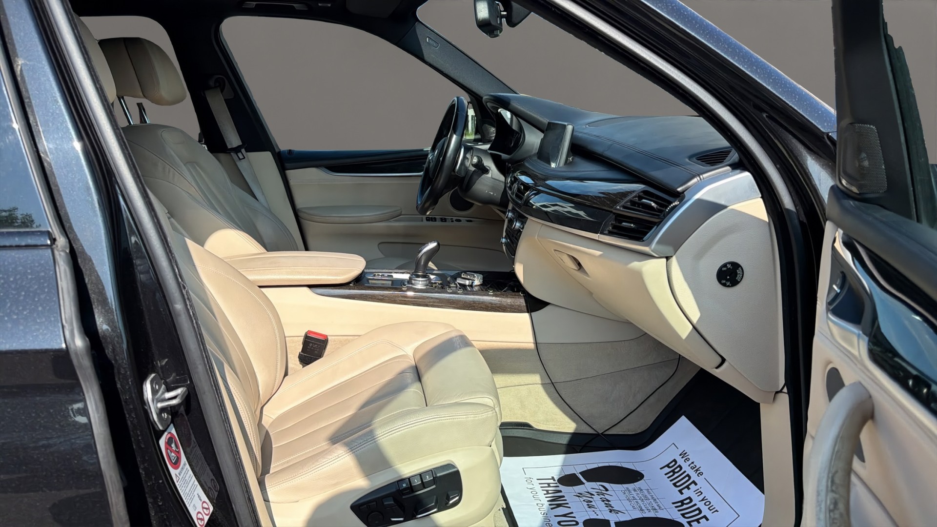 BMW X5 xDrive 50i Steptronic M-Sport Paket-image-16