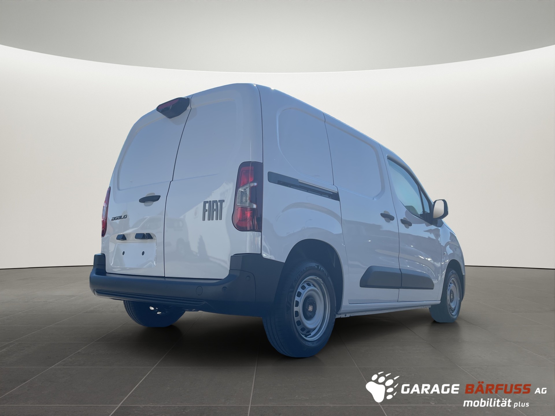 FIAT Doblo Kaw. L1 1.2 PureTech Easy Pro-image-4