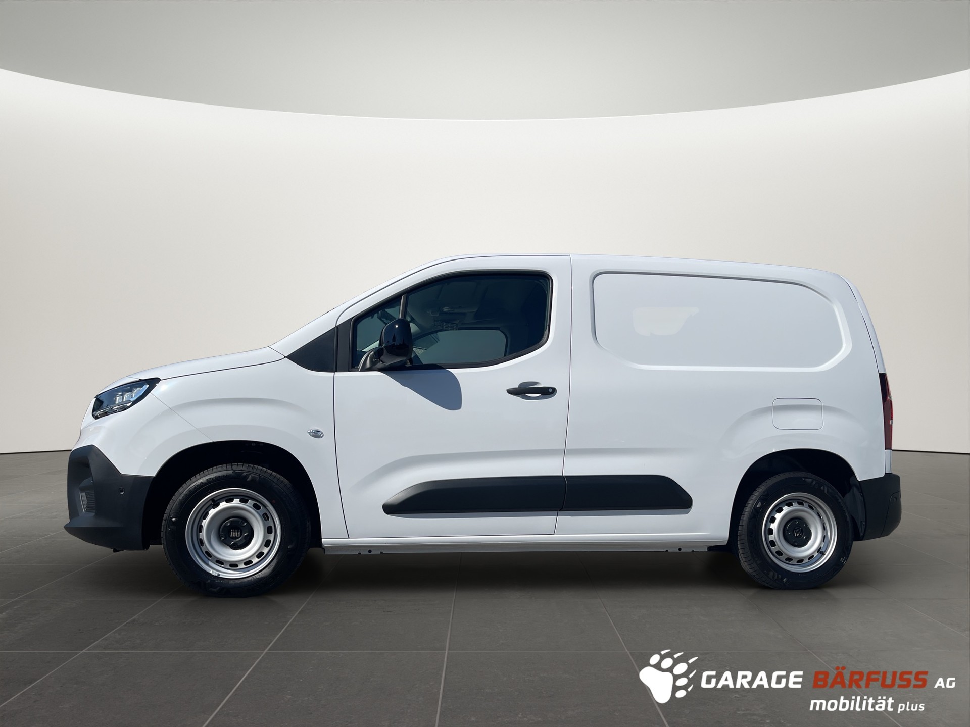 FIAT Doblo Kaw. L1 1.2 PureTech Easy Pro-image-1