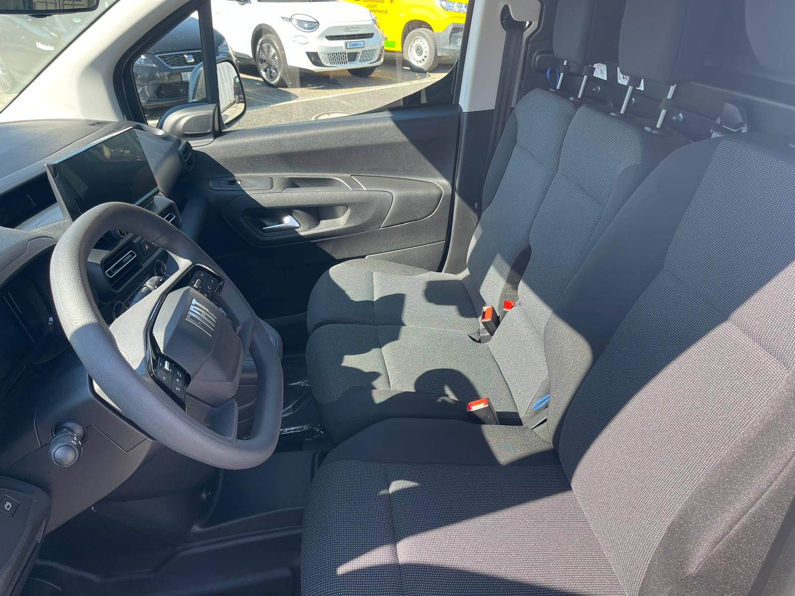 FIAT Doblo Kaw. L1 1.2 PureTech Easy Pro-image-8