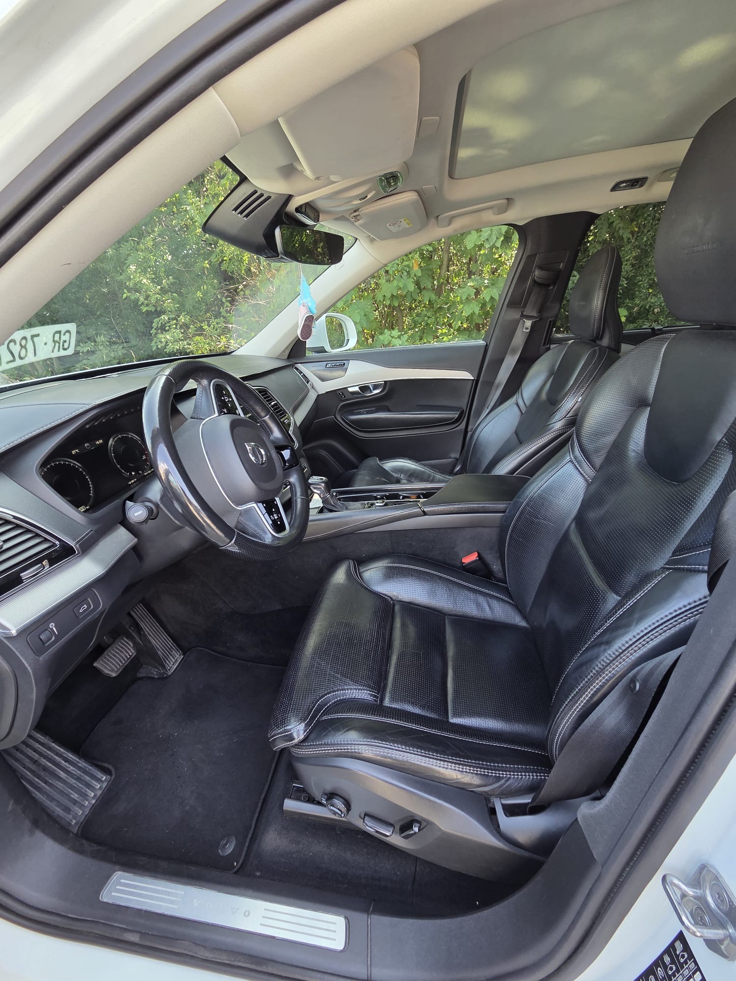 VOLVO 2.0 T6 Inscription 7P. AWD-image-2