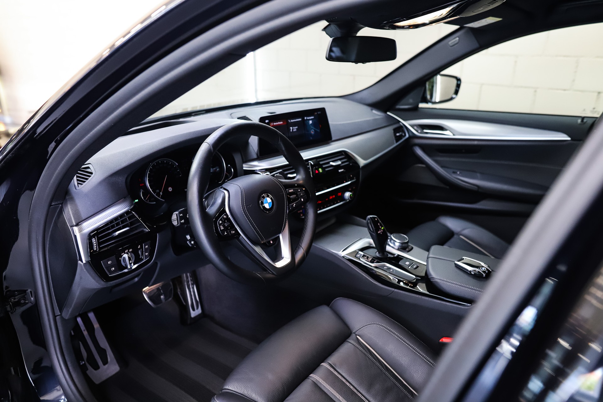 BMW 540d xDrive Steptronic M Sport-image-5