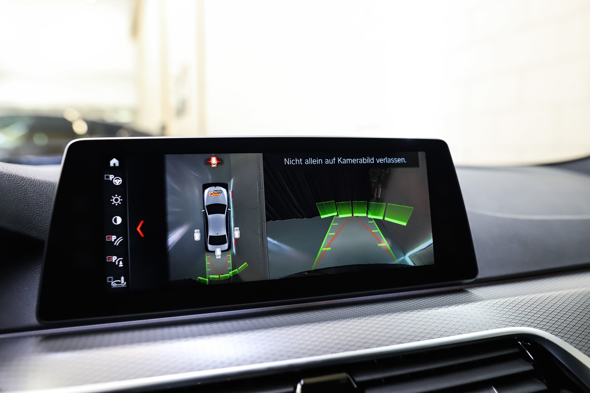 BMW 540d xDrive Steptronic M Sport-image-12